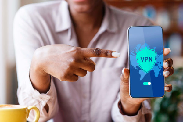 4 syytä käyttää VPN:ää puhelimella